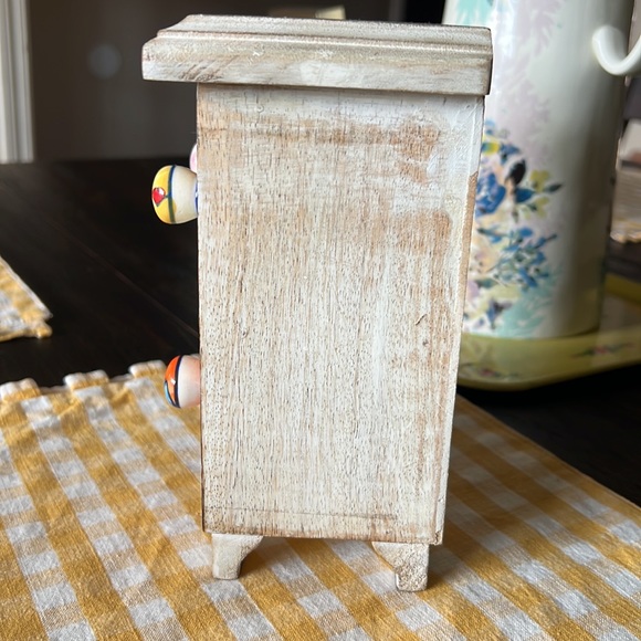 Beautiful jewelry holder made in India - Picture 2 of 7